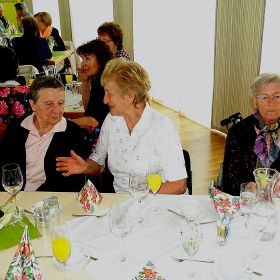 Frauenn08