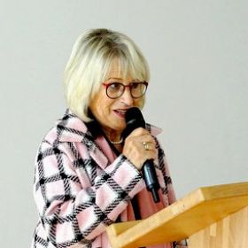Frau011
