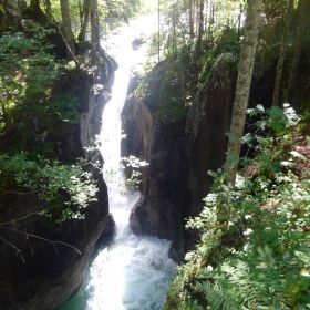 21_Wasserfall_